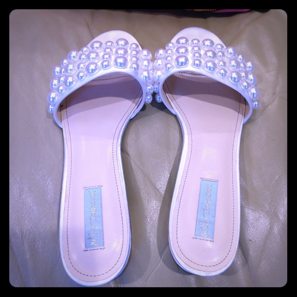 Betsey Johnson Pearl Flats